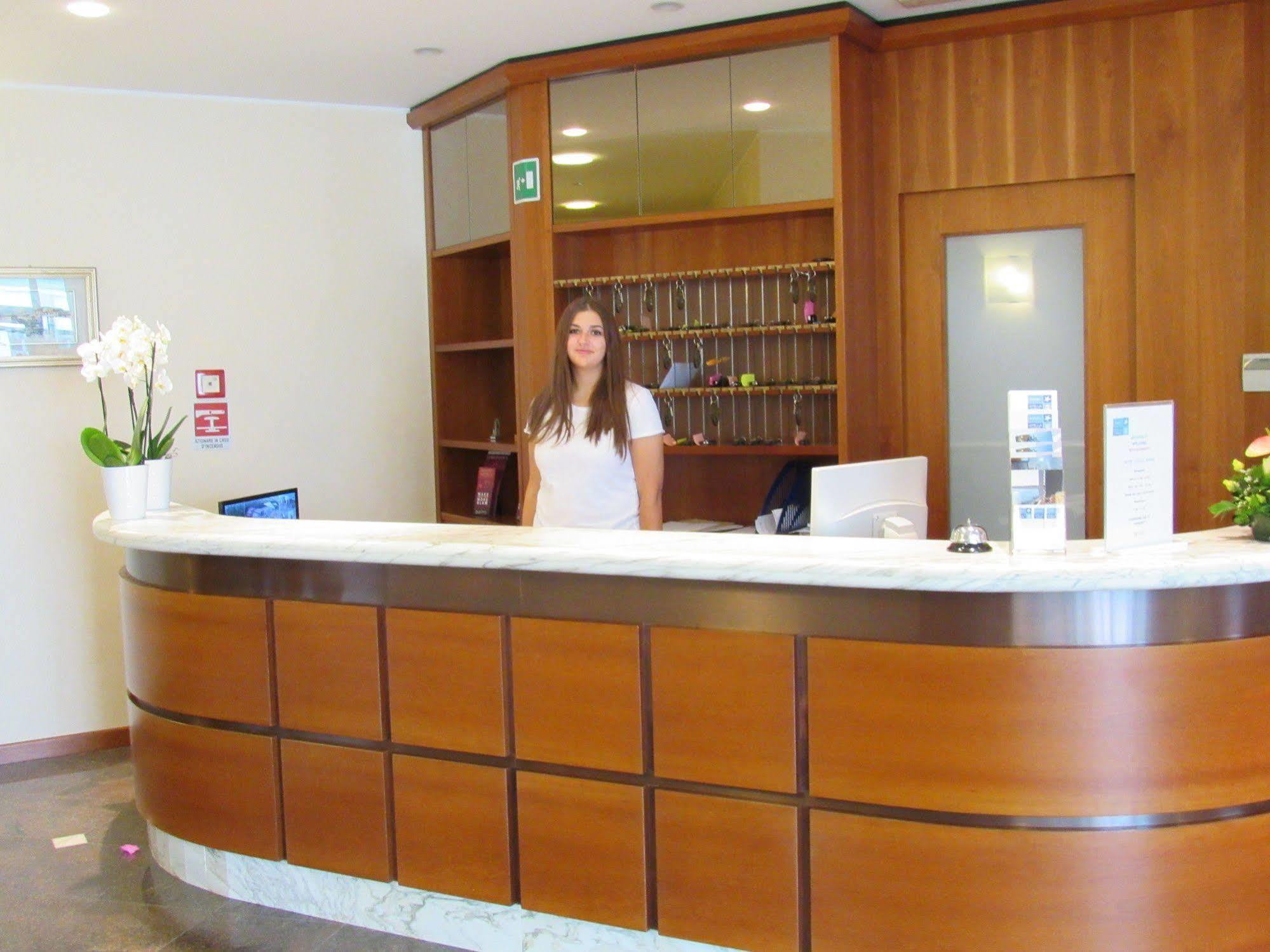 Hotel Stella Maris غرادو المظهر الخارجي الصورة